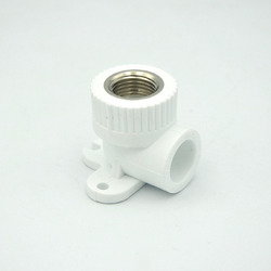 Колено 90° полипропиленовое c креплением белое РВ РосТурПласт